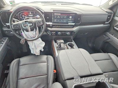 Zdjęcie 8 z 12 samochodu: 2025 GMC SIERRA K1500 SLT VIN:3GTUUDED7SG179449 - miniatura