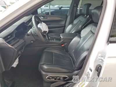 Zdjęcie 7 z 13 samochodu: 2023 JEEP GRAND CHEROKEE OVERLAND VIN:1C4RJHDG0PC670523 - miniatura