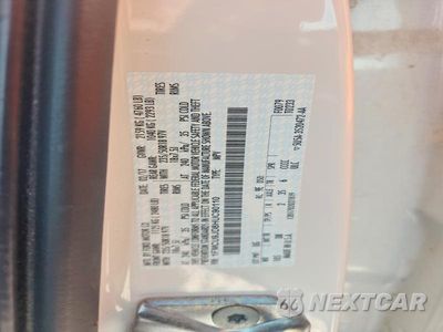 Zdjęcie 12 z 12 samochodu: 2017 FORD ESCAPE TITANIUM VIN:1FMCU9JD8HUC90110 - miniatura