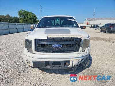 Piąte zdjęcie samochodu w środku: 2013 FORD F150 SUPERCREW VIN:1FTFW1EF3DFA85821 - miniatura