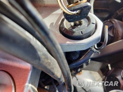 Zdjęcie 8 z 9 samochodu: 2013 YAMAHA XT1200Z VIN:JYADP03E8DA003065 - miniatura