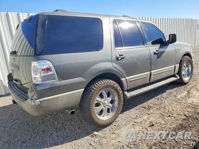 Trzecie zdjęcie samochodu z tyłu: 2003 FORD EXPEDITION XLT VIN:1FMRU15W03LB47769 - miniatura