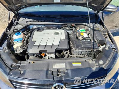 Zdjęcie 11 z 12 samochodu: 2013 VOLKSWAGEN JETTA TDI VIN:3VWLL7AJ3DM381184 - miniatura