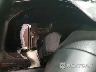 Zdjęcie 9 z 12 samochodu: 2012 HYUNDAI GENESIS 3.8L VIN:KMHGC4DD0CU196315 - miniatura