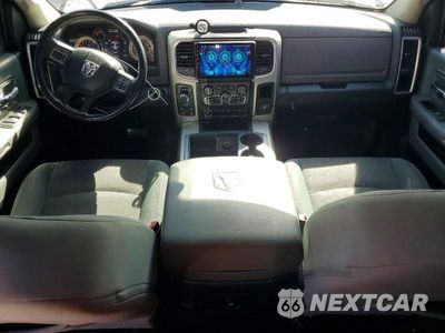 Zdjęcie 8 z 12 samochodu: 2015 RAM 1500 SLT VIN:1C6RR7LMXFS716607 - miniatura