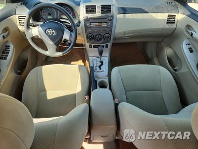 Zdjęcie 8 z 12 samochodu: 2011 TOYOTA COROLLA LE VIN:2T1BU4EE7BC628199 - miniatura