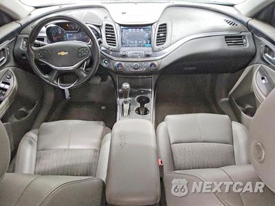 Zdjęcie 8 z 13 samochodu: 2018 CHEVROLET IMPALA LT VIN:1G1105SA9JU130157 - miniatura