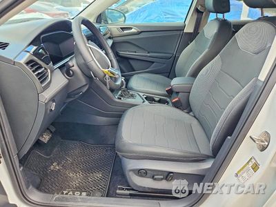 Zdjęcie 7 z 13 samochodu: 2026 VOLKSWAGEN TAOS SE BLACK VIN:3VV3C7B29TM003185 - miniatura