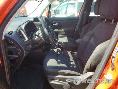 Zdjęcie 7 z 13 samochodu: 2015 JEEP RENEGADE LATITUDE VIN:ZACCJABT8FPB35026 - miniatura