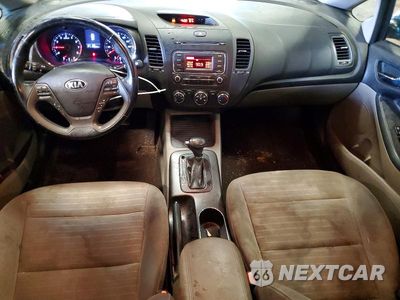 Zdjęcie 8 z 13 samochodu: 2015 KIA FORTE EX VIN:KNAFX4A85F5293842 - miniatura