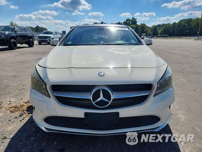 Piąte zdjęcie samochodu w środku: 2017 MERCEDES-BENZ CLA 250 4MATIC VIN:WDDSJ4GB3HN484190 - miniatura