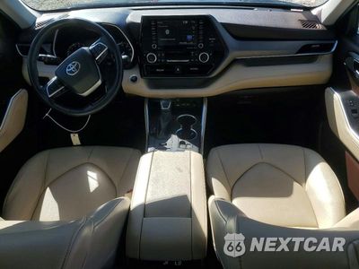 Zdjęcie 8 z 13 samochodu: 2021 TOYOTA HIGHLANDER XLE VIN:5TDGZRBH5MS072083 - miniatura