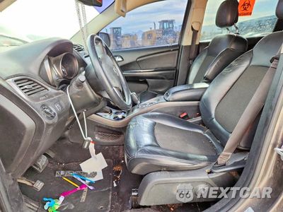 Zdjęcie 7 z 12 samochodu: 2017 DODGE JOURNEY CROSSROAD VIN:3C4PDCGG1HT677340 - miniatura