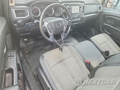 Zdjęcie 8 z 12 samochodu: 2019 NISSAN TITAN S VIN:1N6AA1C87KN518537 - miniatura