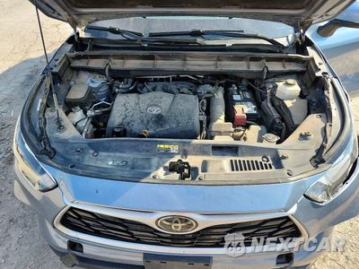 Zdjęcie 12 z 13 samochodu: 2020 TOYOTA HIGHLANDER XLE VIN:5TDGZRAH2LS021513 - miniatura