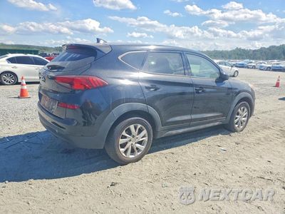 Trzecie zdjęcie samochodu z tyłu: 2019 HYUNDAI TUCSON SE VIN:KM8J23A46KU887242 - miniatura