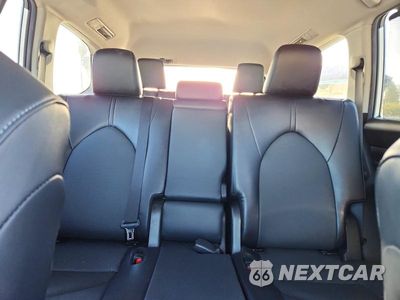Zdjęcie 10 z 13 samochodu: 2024 TOYOTA GRAND HIGHLANDER XLE VIN:5TDAAAB51RS003788 - miniatura