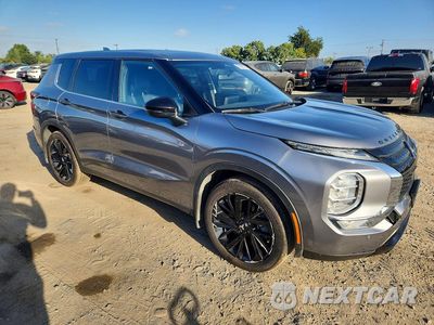 Czwarte zdjęcie samochodu z boku: 2022 MITSUBISHI OUTLANDER SE VIN:JA4J3UA84NZ091620 - miniatura