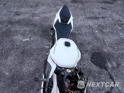 Piąte zdjęcie samochodu w środku: 2024 KAWASAKI ZX636 K VIN:JKBZXJK12RA002067 - miniatura
