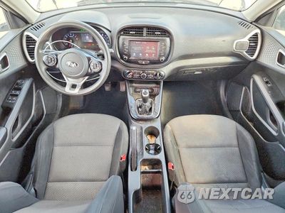 Zdjęcie 8 z 12 samochodu: 2021 KIA SOUL LX VIN:KNDJ22AU6M7738488 - miniatura