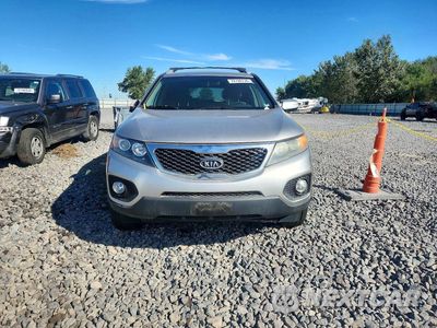 Piąte zdjęcie samochodu w środku: 2013 KIA SORENTO LX VIN:5XYKT4A63DG421351 - miniatura