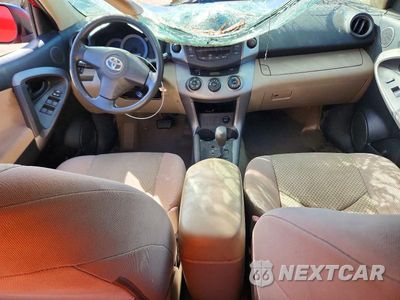 Zdjęcie 8 z 13 samochodu: 2008 TOYOTA RAV4 BASE VIN:JTMZD33V886054370 - miniatura