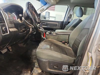Zdjęcie 7 z 12 samochodu: 2018 RAM 2500 SLT VIN:3C6UR5JL9JG156233 - miniatura