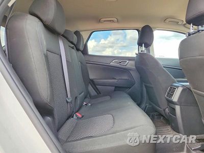 Zdjęcie 11 z 14 samochodu: 2023 KIA SPORTAGE LX VIN:KNDPUCAG7P7040884 - miniatura