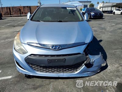 Piąte zdjęcie samochodu w środku: 2014 HYUNDAI SONATA HYBRID VIN:KMHEC4A45EA114692 - miniatura