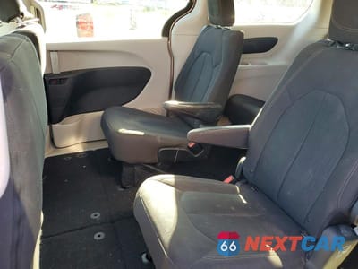 Zdjęcie 11 z 13 samochodu: 2017 CHRYSLER PACIFICA LX VIN:2C4RC1CG4HR628500 - miniatura