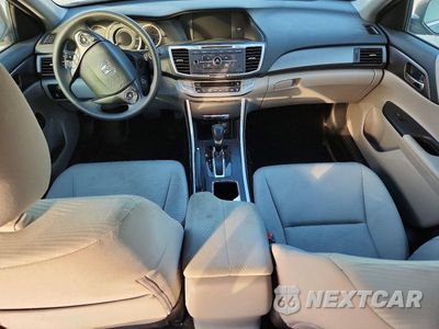 Zdjęcie 8 z 12 samochodu: 2015 HONDA ACCORD LX VIN:1HGCR2F30FA165986 - miniatura