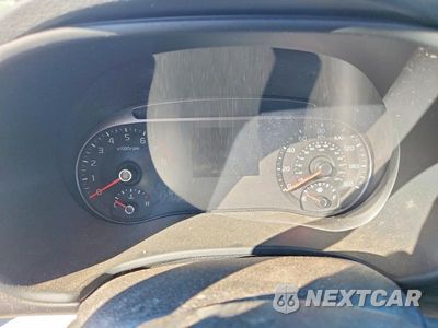 Zdjęcie 9 z 12 samochodu: 2020 KIA SOUL LX VIN:KNDJ23AU5L7034254 - miniatura