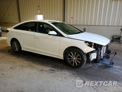 Czwarte zdjęcie samochodu z boku: 2018 HYUNDAI SONATA SE VIN:5NPE24AF9JH647429 - miniatura