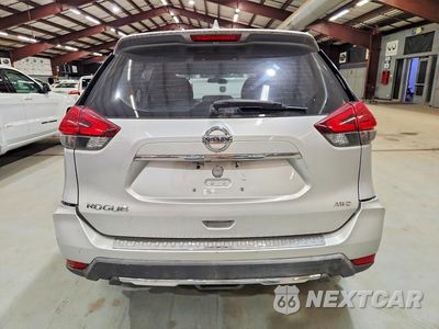 Zdjęcie 6 z 13 samochodu: 2017 NISSAN ROGUE S VIN:JN8AT2MV1HW014533 - miniatura