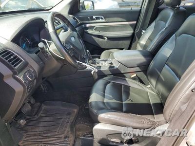 Zdjęcie 7 z 13 samochodu: 2019 FORD EXPLORER XLT VIN:1FM5K8D81KGA44044 - miniatura