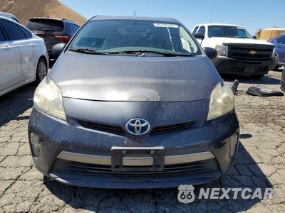 Piąte zdjęcie samochodu w środku: 2014 TOYOTA PRIUS PLUG-IN HYBRID ADVANCED VIN:JTDKN3DPXE3055516 - miniatura