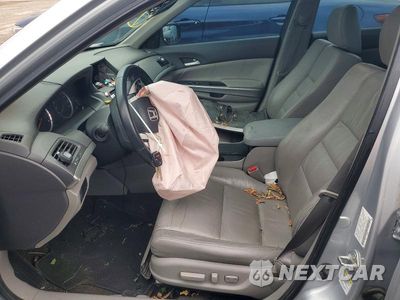 Zdjęcie 7 z 12 samochodu: 2010 HONDA ACCORD EXL VIN:1HGCP3F80AA003646 - miniatura