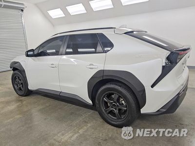 Drugie zdjęcie samochodu z przodu: 2024 TOYOTA BZ4X XLE VIN:JTMAAAAA0RA034560 - miniatura