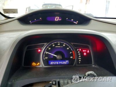 Zdjęcie 9 z 12 samochodu: 2006 HONDA CIVIC LX VIN:1HGFA165X6L046766 - miniatura