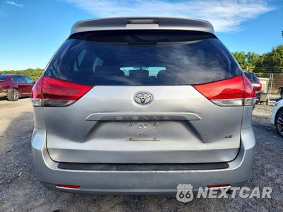 Zdjęcie 6 z 13 samochodu: 2011 TOYOTA SIENNA LE VIN:5TDKK3DC0BS082868 - miniatura