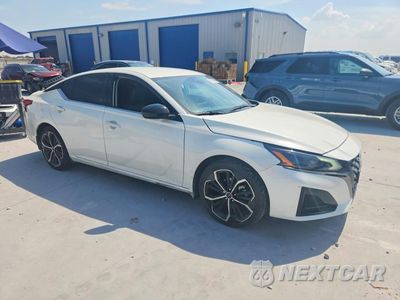 Czwarte zdjęcie samochodu z boku: 2025 NISSAN ALTIMA SR VIN:1N4BL4CV9SN347076 - miniatura