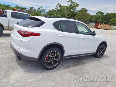 Trzecie zdjęcie samochodu z tyłu: 2023 ALFA ROMEO STELVIO TI VIN:ZASPAKBN6P7D53920 - miniatura