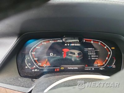 Zdjęcie 9 z 12 samochodu: 2020 BMW X7 M50I VIN:5UXCX6C05L9B14004 - miniatura