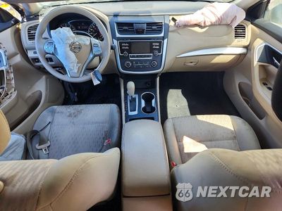 Zdjęcie 8 z 12 samochodu: 2017 NISSAN ALTIMA 2.5 S VIN:1N4AL3AP2HC125252 - miniatura