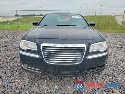 Piąte zdjęcie samochodu w środku: 2013 CHRYSLER 300 VIN:2C3CCARG5DH533459 - miniatura