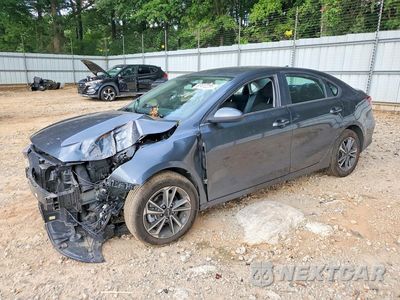 2023 KIA FORTE LXS 3KPF24AD4PE668592 - główne zdjęcie licytacji z USA - miniatura