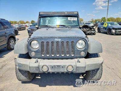 Piąte zdjęcie samochodu w środku: 2016 JEEP WRANGLER UNLIMITED SPORT VIN:1C4BJWDG4GL269515 - miniatura