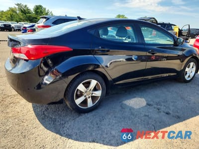 Trzecie zdjęcie samochodu z tyłu: 2011 HYUNDAI ELANTRA GLS VIN:5NPDH4AE7BH016536 - miniatura