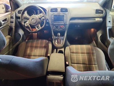 Zdjęcie 8 z 12 samochodu: 2011 VOLKSWAGEN GTI VIN:WVWHD7AJ1BW205804 - miniatura