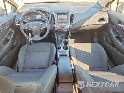 Zdjęcie 8 z 13 samochodu: 2017 CHEVROLET CRUZE LT VIN:1G1BE5SM4H7150129 - miniatura